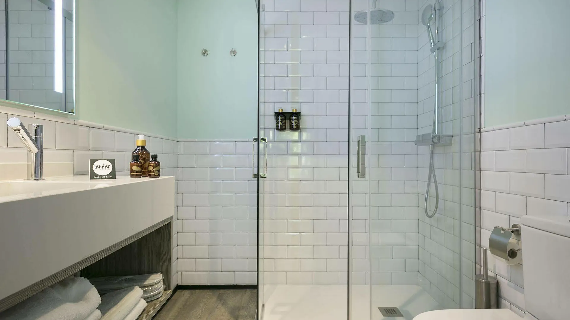 Niu Barcelona Hotel 3*,  Spain